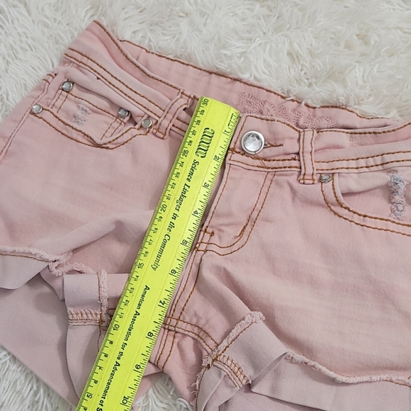 Bongo size 3 pink Jean shorts - Picture 5 of 6